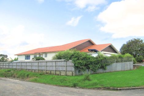 Photo of property in 51 Jelas Road, Red Beach, 0932