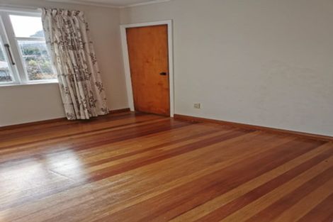 Photo of property in 65 Hillsborough Road, Hillsborough, Auckland, 1042