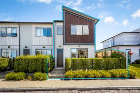 Photo of property in 15 Pakoro Close, Hobsonville, Auckland, 0618