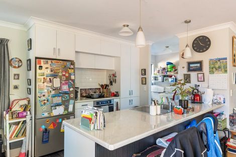 Photo of property in 2/14 Omata Road, Westown, New Plymouth, 4310