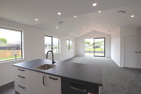 Photo of property in 97 Hoffman Court, Waikiwi, Invercargill, 9810