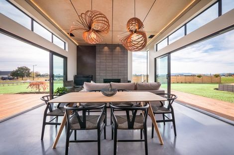 Photo of property in 33 Seachange Drive, Leamington, Cambridge, 3432