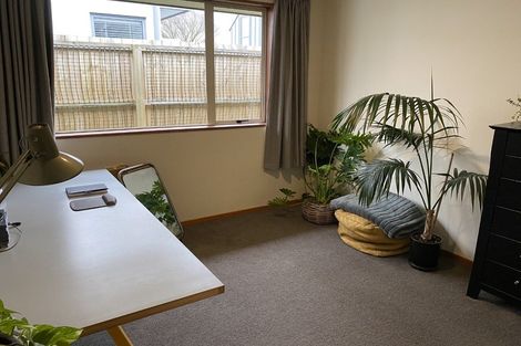 Photo of property in 35a Oxley Avenue, St Albans, Christchurch, 8014