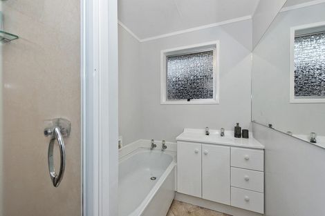 Photo of property in 3 Dovedale Place, Dinsdale, Hamilton, 3204