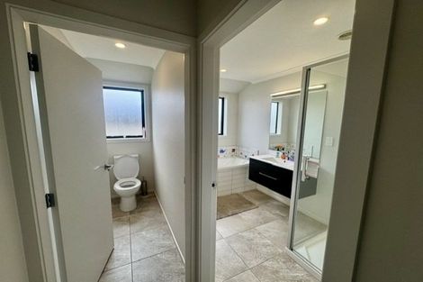 Photo of property in 168 Navigation Drive, Whitby, Porirua, 5024