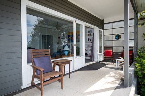 Photo of property in 114 Thompson Road, Bluff Hill, Napier, 4110