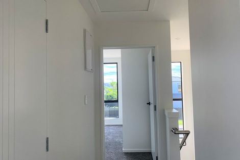 Photo of property in 1/103 Flanshaw Road, Te Atatu South, Auckland, 0610