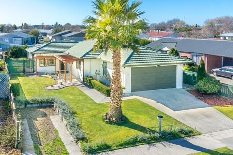 Photo of property in 14 Catalina Drive, Melville, Hamilton, 3206