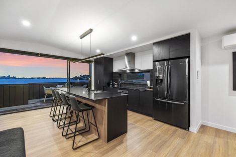 Photo of property in 31 Hinaki Street, Poike, Tauranga, 3112