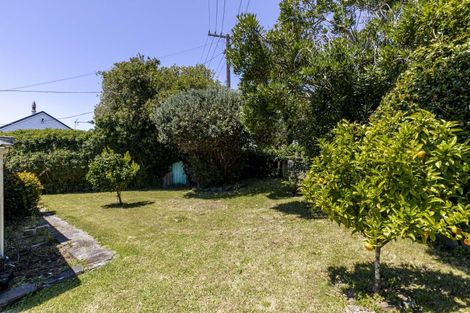 Photo of property in 10 Chard Street, Westown, New Plymouth, 4310