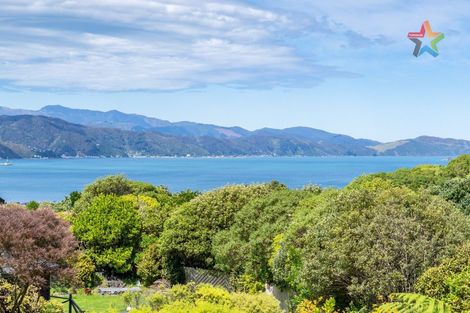 Photo of property in 3 George Gee Drive, Korokoro, Lower Hutt, 5012
