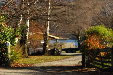 Photo of property in 15 Arrowtown-lake Hayes Road, Lake Hayes, Queenstown, 9371