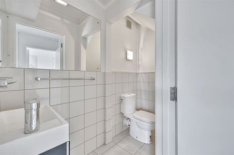 Photo of property in 4 Bacot Place, Howick, Auckland, 2014