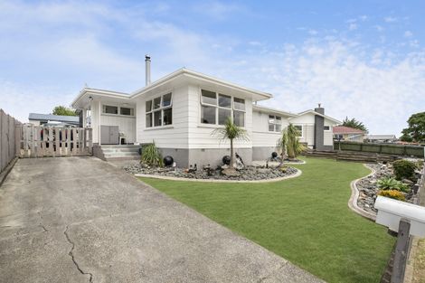 Photo of property in 33 Dagenham Street, Manurewa, Auckland, 2102