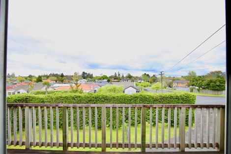 Photo of property in 18 Windsor Road, Maeroa, Hamilton, 3200