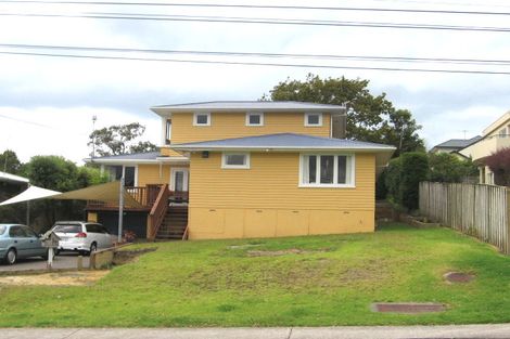 Photo of property in 76 Selwyn Crescent, Forrest Hill, Auckland, 0620