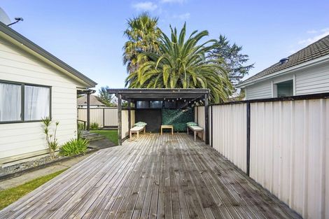 Photo of property in 54 Ross Crescent, Fairfield, Hamilton, 3214