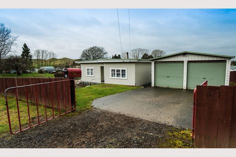 Photo of property in 15 Hukaroa Road, Raetihi, 4632