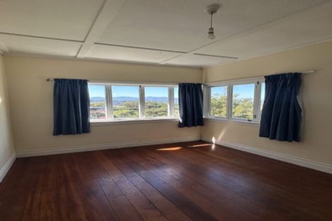 Photo of property in 19 Hadfield Terrace, Kelburn, Wellington, 6012