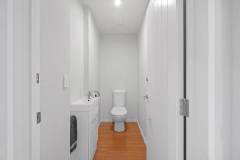 Photo of property in 4/17 Hansons Lane, Upper Riccarton, Christchurch, 8041