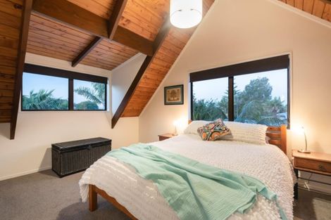 Photo of property in 128 Dickson Road, Papamoa Beach, Papamoa, 3118