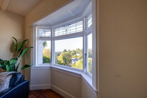 Photo of property in 4 Harvey Road, Bluff Hill, Napier, 4110