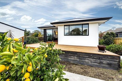 Photo of property in 69 Orrick Crescent, Avondale, Christchurch, 8061