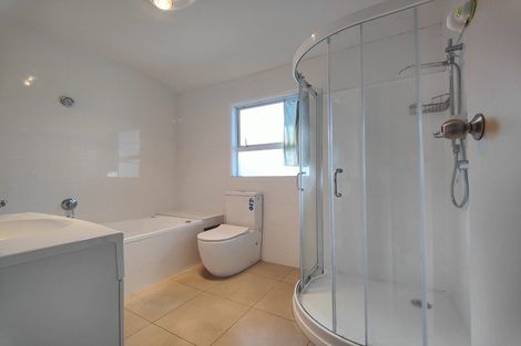 Photo of property in 5 Stansfield Place, Sunnyhills, Auckland, 2010