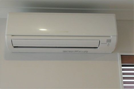 Photo of property in 9 Bottega Close, Flat Bush, Auckland, 2019