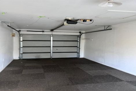 Photo of property in 68b Sutton Crescent, Papakura, 2110