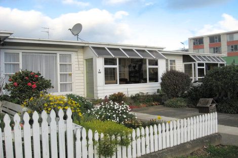 Photo of property in 605 Evans Bay Parade, Kilbirnie, Wellington, 6022