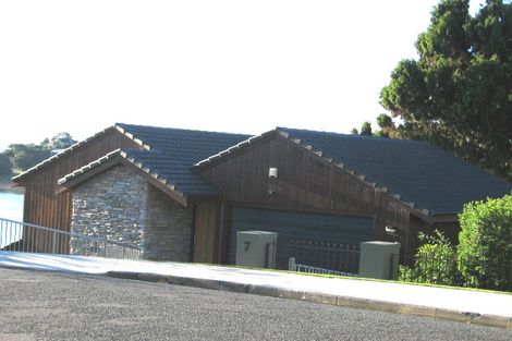 Photo of property in 7 Te Akau Crescent, Bucklands Beach, Auckland, 2012