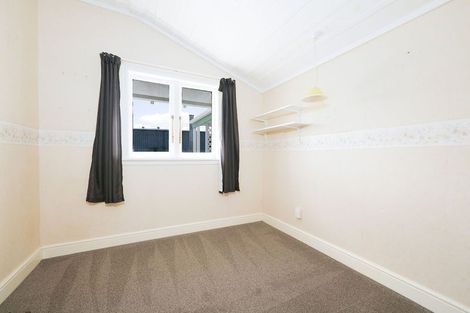 Photo of property in 45 George Street, Hikurangi, 0114