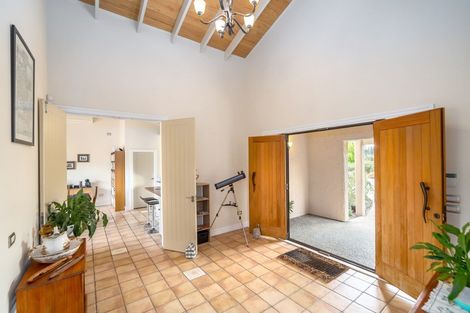 Photo of property in 24 Admiral Road, Gladstone, 5883