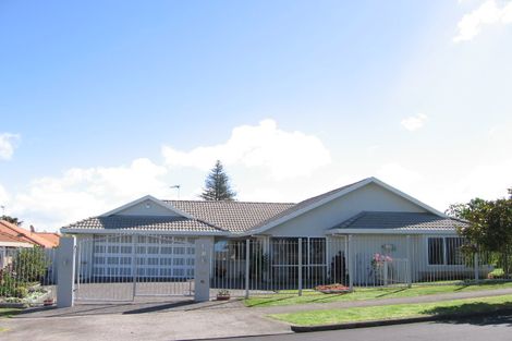 Photo of property in 1 Driscoll Place, Farm Cove, Auckland, 2012