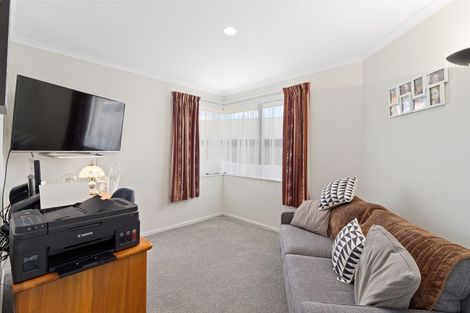 Photo of property in 19 Everton Place, Grandview Heights, Hamilton, 3200