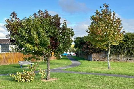 Photo of property in 2/147 Gills Road, Half Moon Bay, Auckland, 2014