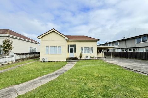 Photo of property in 90 Victoria Avenue, Palmerston North, 4410