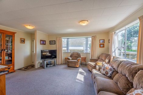 Photo of property in 31 Raukawa Street, Otaki, 5512