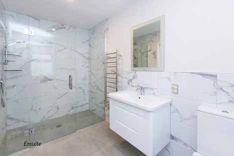 Photo of property in 18 Robertson Street, Elderslea, Upper Hutt, 5018