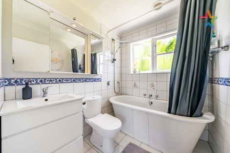 Photo of property in 56 Bledisloe Crescent, Wainuiomata, Lower Hutt, 5014