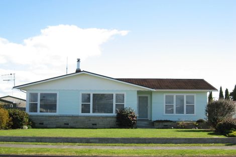 Photo of property in 92 Bill Hercock Street, Pirimai, Napier, 4112