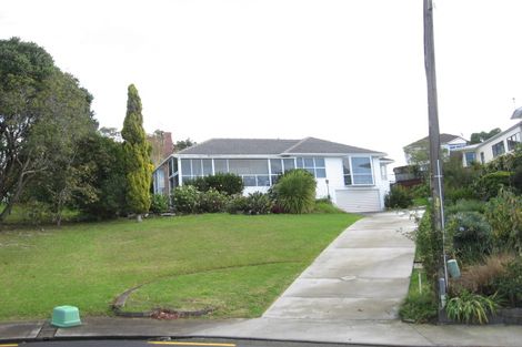 Photo of property in 11 The Glebe, Cockle Bay, Auckland, 2014