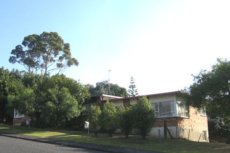 Photo of property in 3/2 Halberg Street, Glenfield, Auckland, 0629