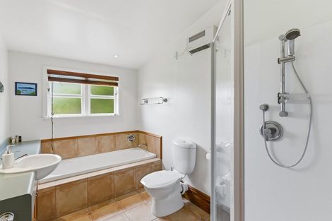 Photo of property in 3-5 Rewa Road, Raumati Beach, Paraparaumu, 5032