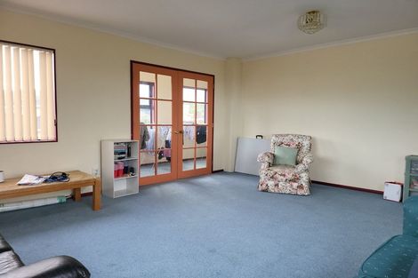 Photo of property in 17 Jordan Street, Island Bay, Wellington, 6023