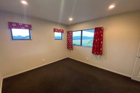 Photo of property in 18 Silver Pine Avenue, Woodridge, Wellington, 6037