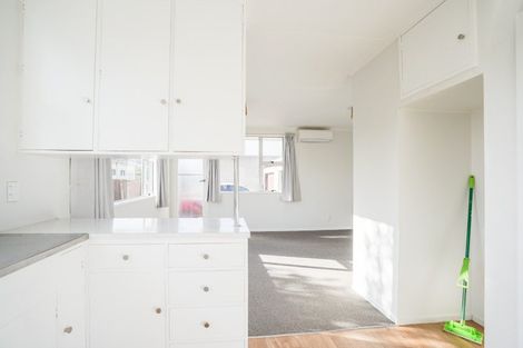 Photo of property in 42b Burns Avenue, Takaro, Palmerston North, 4412