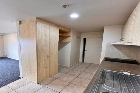 Photo of property in 3p/10 Crown Lynn Place, New Lynn, Auckland, 0600