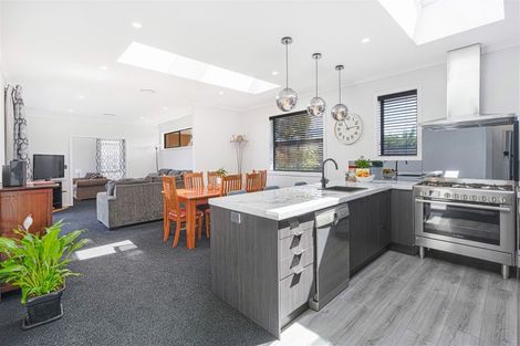 Photo of property in 2 Reuben Avenue, Rolleston, 7615